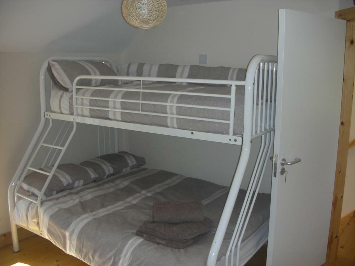 Green Adventure Ecohostel Clonmore Экстерьер фото